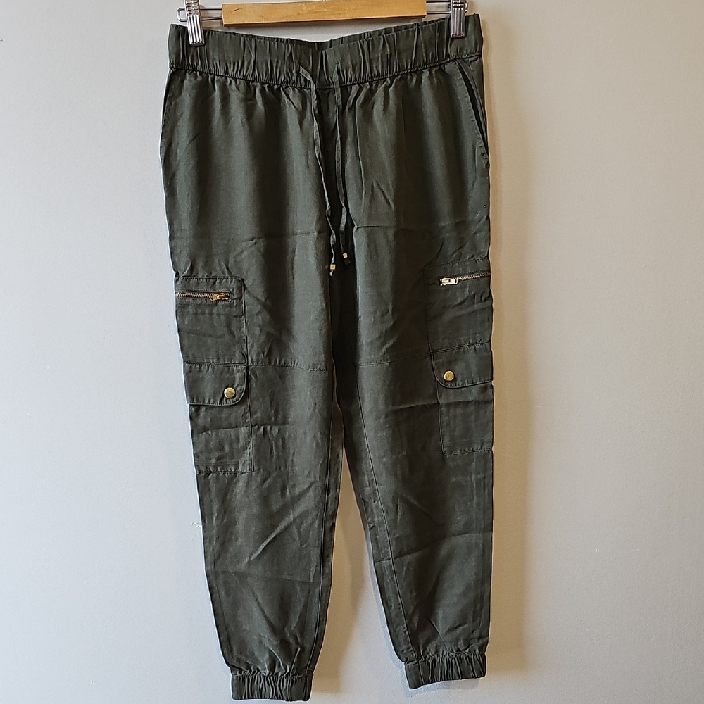 Banana Republic 30x27 Dark Green Cargo Pants